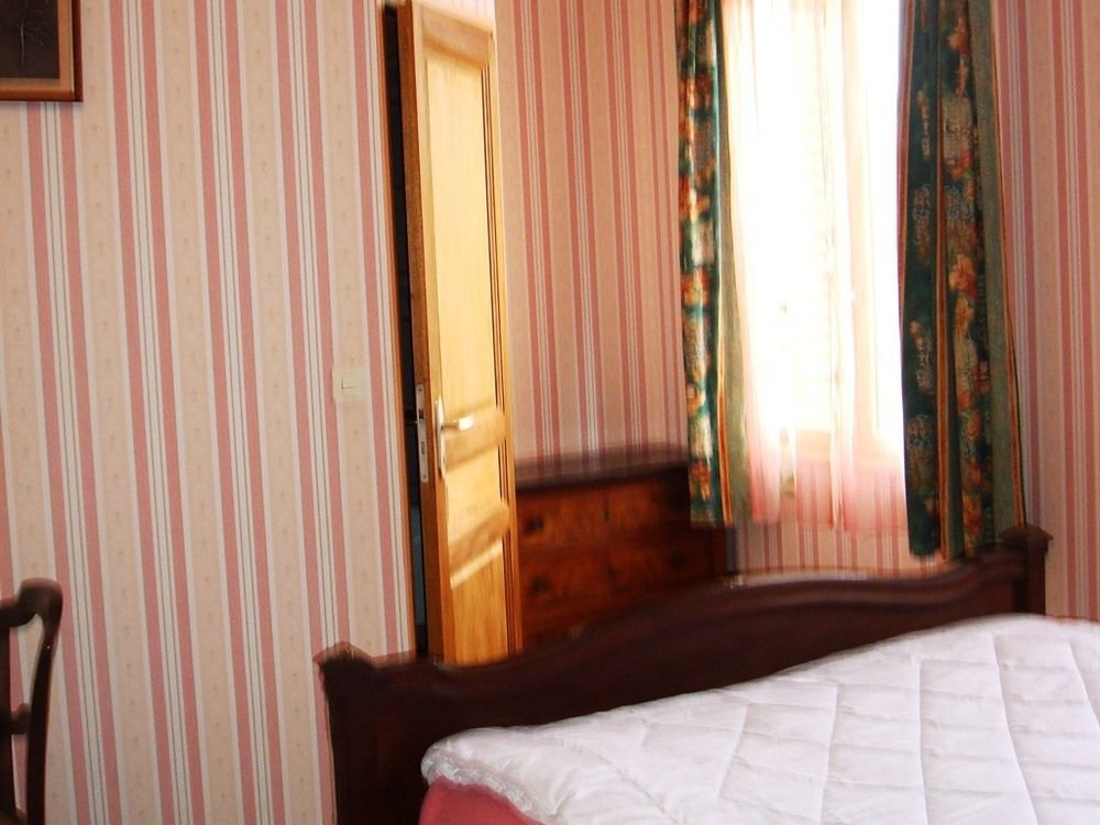 Bed and Breakfast Leval Trefcon Экстерьер фото